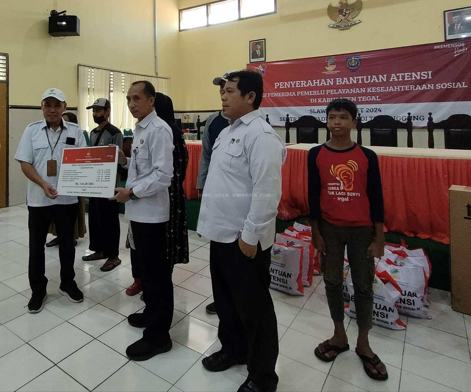Dinas Sosial Kabupaten Tegal Berikan Akses 41 Orang Dapat Bantuan ATENSI Kementerian Sosial
